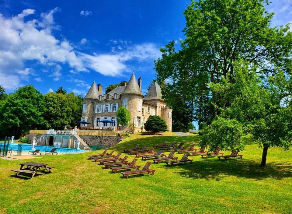 Chateau Le Mialaret Neuvic  Dış mekan fotoğraf